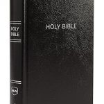 NKJV, Reference Bible, Personal Size Giant Print, Hardcover, Black, Red Letter Edition, Comfort Print